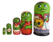 Green toy Nesting doll - Frog T2104047